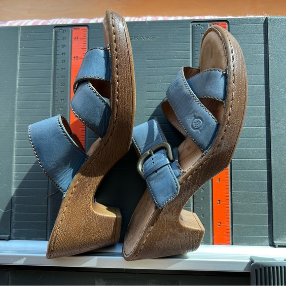 Women’s Size 9 Born sandals - Picture 8 of 9